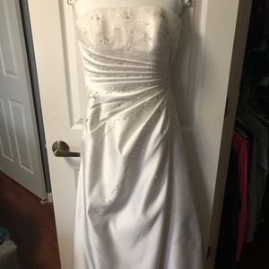 Wedding dress
